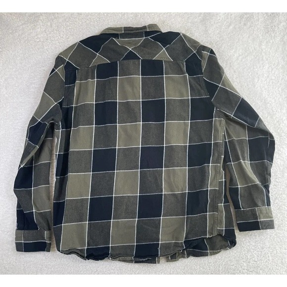 Levis Shirt Mens XL Green Plaid Button Down Long Sleeves Lightweight - Picture 2 of 11